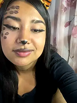 Caty  hot online show from October 2025 12:22:02 AM