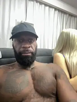 Steffi Snowbunny online show from December 2025 08:48:01 PM