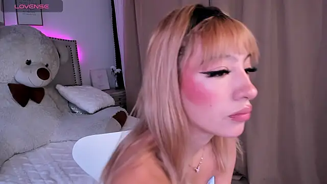 Mayajhons online show from December 2025 11:50:01 AM