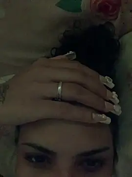 luluzinhax online show from February 2026 02:16:02 AM