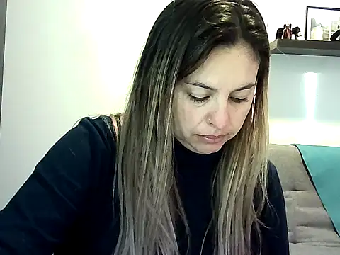 Valery  Rouse  online show from July 2026 11:45:02 AM