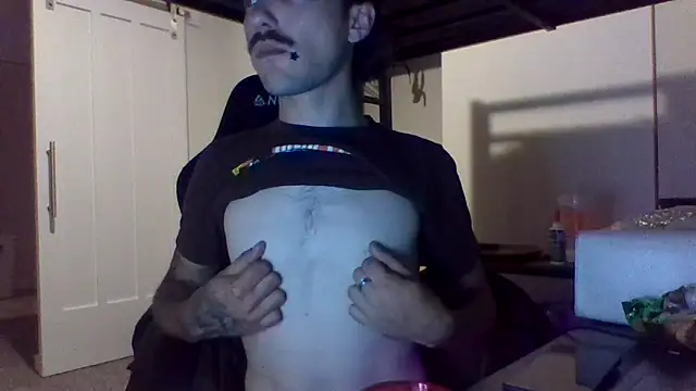 Snapshot of Jbenz420 chatting on June 2026 02:36:01 AM Jbenz420 online show from June 2026 02:36:01 AM