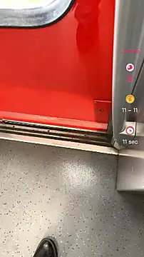 GeilerHSVFAN1989 online show from October 2025 02:34:01 PM