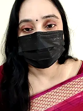 Monica cams online show from November 2025 04:06:02 AM