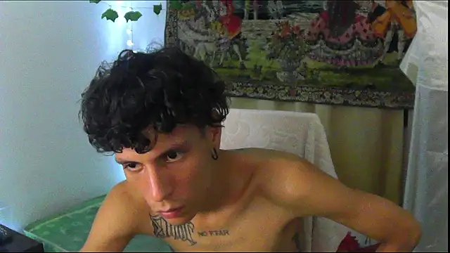 Crxxxsh online show from September 2025 03:50:02 AM