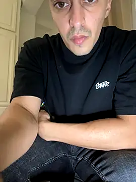 Snapshot of Merousexy282828 chatting on December 2025 04:57:02 PM Merousexy282828 online show from December 2025 04:57:02 PM