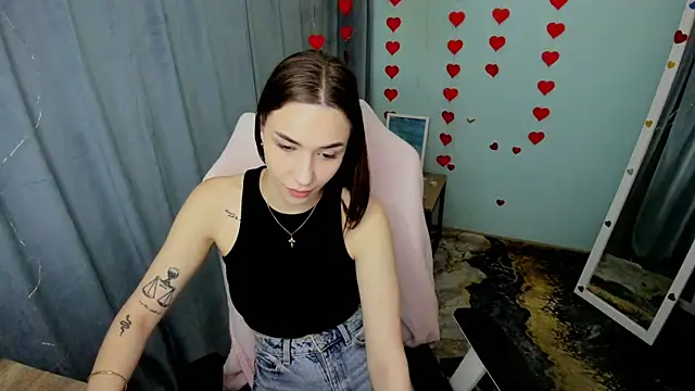 Snapshot of Bella_Night4 chatting on April 2026 07:59:02 AM Bella Night4 online show from April 2026 07:59:02 AM