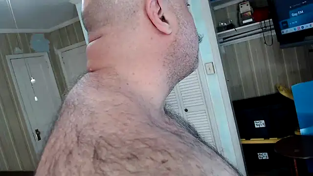 Snapshot of bullmusclejoe chatting on May 2026 02:54:01 PM bullmusclejoe online show from May 2026 02:54:01 PM