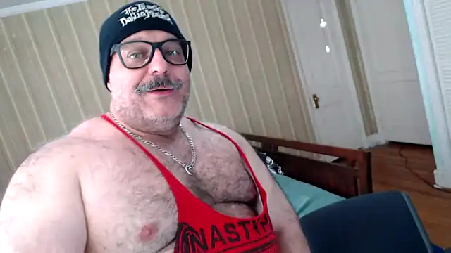 Snapshot of bullmusclejoe chatting on May 2026 09:55:02 PM bullmusclejoe online show from May 2026 09:55:02 PM