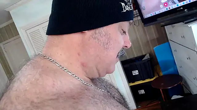 Snapshot of bullmusclejoe chatting on May 2026 03:17:01 PM bullmusclejoe online show from May 2026 03:17:01 PM