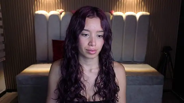 Snapshot of _Mia_Evans_1 chatting on June 2026 02:17:02 PM Mia Evans 1 online show from June 2026 02:17:02 PM