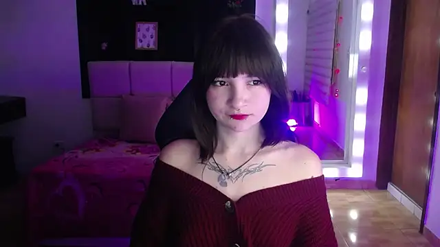  Charlotte Collins  online show from November 2025 02:28:02 PM