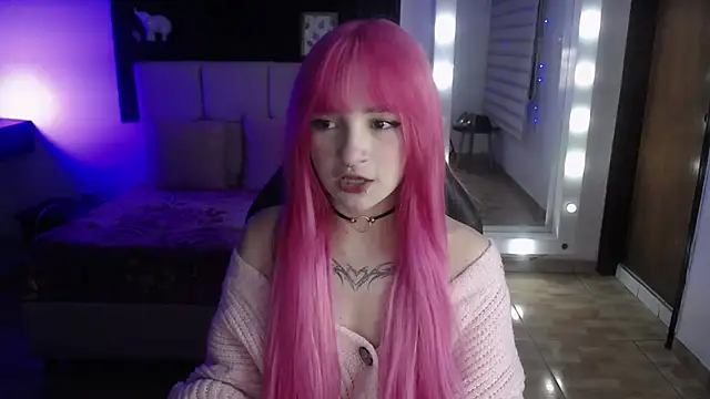 Snapshot of _Charlotte_Collins_ chatting on March 2026 03:00:01 PM Charlotte Collins online show from March 2026 03:00:01 PM