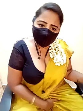 Snapshot of tamil_Vennila chatting on December 2025 07:12:01 AM tamil Vennila online show from December 2025 07:12:01 AM