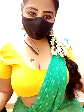 Snapshot of tamil_Vennila chatting on February 2026 01:18:01 PM tamil Vennila online show from February 2026 01:18:01 PM