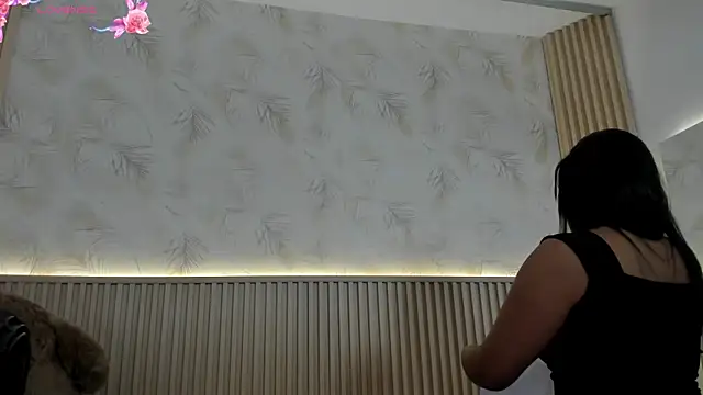 Liss-Reyes online show from July 2026 02:41:02 PM