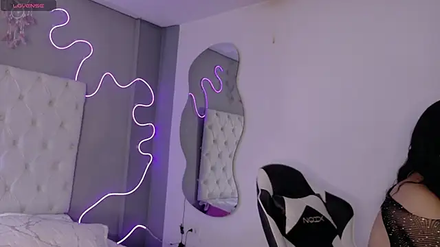 Emma visconti online show from January 2026 12:43:02 PM