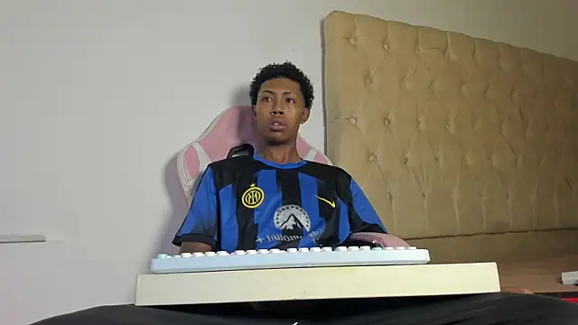 Jax Maliq online show from May 2026 02:55:02 PM