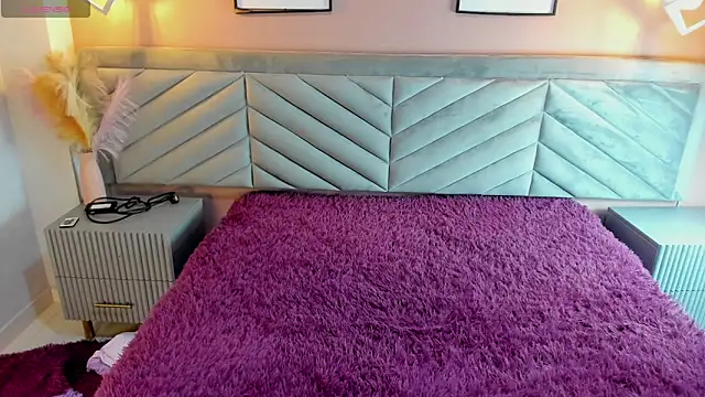 Mia Valentine  online show from February 2026 07:04:02 PM