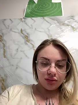 Snapshot of StasySweet chatting on February 2026 06:24:01 AM StasySweet online show from February 2026 06:24:01 AM