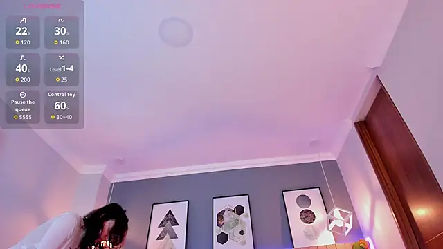 Snapshot of Nina_Ford chatting on November 2025 03:06:01 AM Nina Ford online show from November 2025 03:06:01 AM