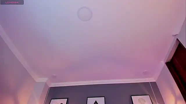 Snapshot of Nina_Ford chatting on January 2026 03:32:01 AM Nina Ford online show from January 2026 03:32:01 AM