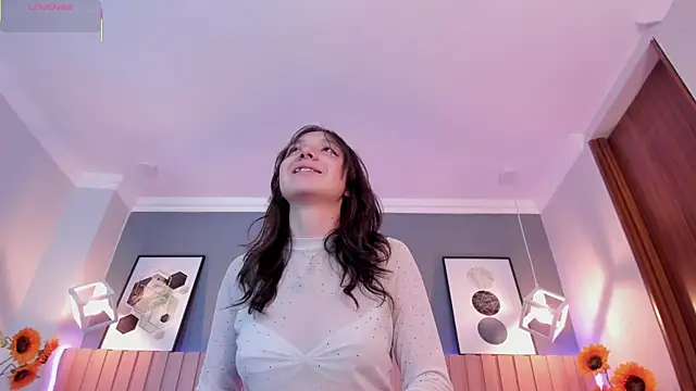 Snapshot of Nina_Ford chatting on January 2026 03:10:01 AM Nina Ford online show from January 2026 03:10:01 AM