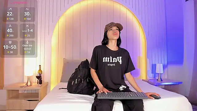 ALICESANDOVAL online show from December 2025 11:39:02 AM