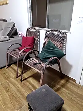 dancaEstrip online show from October 2025 04:38:02 PM