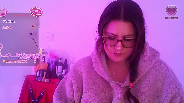 Vesper Vixen online show from December 2025 03:41:01 PM