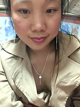 Snapshot of liu-liusexy chatting on May 2026 02:45:02 PM liu-liusexy online show from May 2026 02:45:02 PM