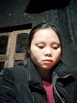 omiu-baby online show from December 2025 10:51:01 PM