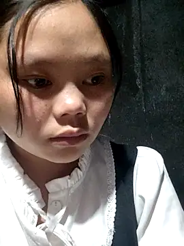 omiu-baby online show from February 2026 11:14:01 PM