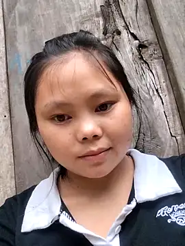 Snapshot of omiu-baby chatting on May 2026 11:43:01 PM omiu-baby online show from May 2026 11:43:01 PM