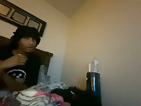 Brooke012 online show from May 2026 07:05:02 AM