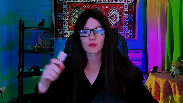 AliceWelch  online show from October 2025 08:15:02 AM