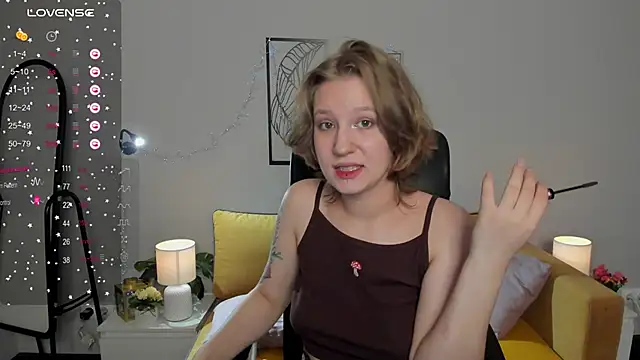 Hailey Foxy online show from September 2025 08:51:02 AM