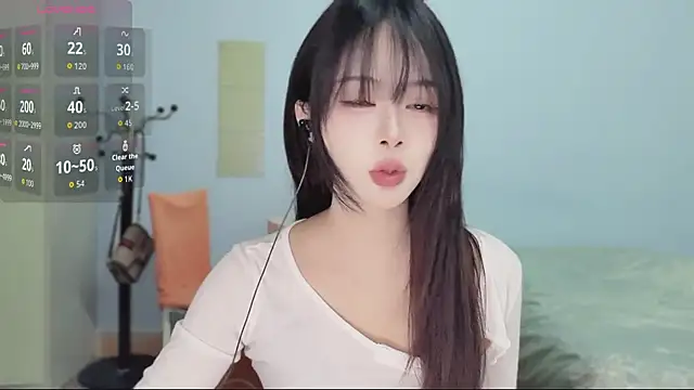 Sue101010 online show from November 2025 07:30:02 PM