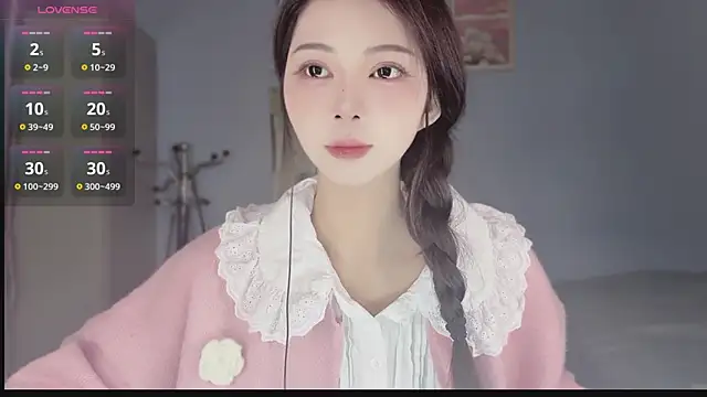 Sue101010 online show from November 2025 03:26:02 PM