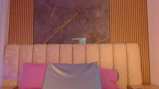 mia scot online show from February 2026 11:52:01 AM