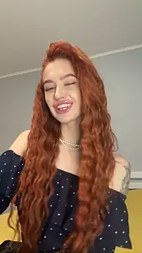 LittleFox    online show from November 2025 07:43:01 AM