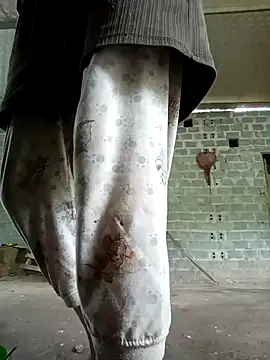 simi-lucy online show from October 2025 03:35:01 AM