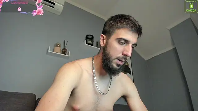 Zeyn Edwards online show from June 2026 11:08:01 AM
