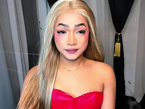 Snapshot of WenceSmith chatting on October 2025 02:14:02 PM WenceSmith online show from October 2025 02:14:02 PM