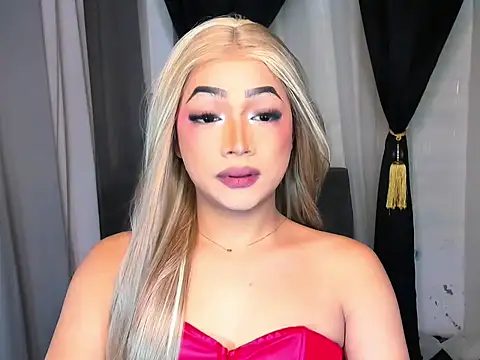 Snapshot of WenceSmith chatting on October 2025 12:58:01 PM WenceSmith online show from October 2025 12:58:01 PM