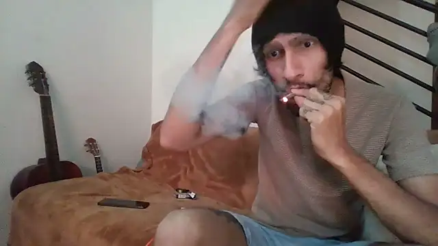 Snapshot of Alejandro92_cali chatting on June 2026 02:21:01 PM Alejandro92 cali online show from June 2026 02:21:01 PM