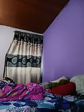 Snapshot of Zulema_R1 chatting on June 2026 10:58:02 PM Zulema R1 online show from June 2026 10:58:02 PM