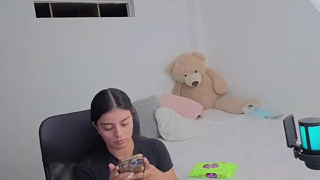 valerihouse online show from March 2026 01:32:02 AM