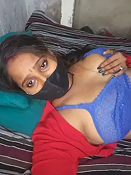 Snapshot of Minu_love chatting on February 2026 10:48:01 PM Minu love online show from February 2026 10:48:01 PM