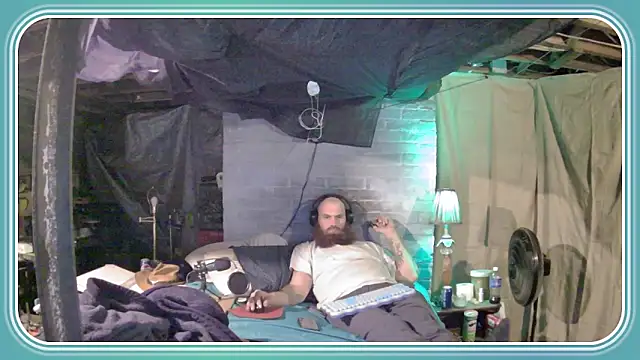 Cowboy815 online show from November 2025 07:16:01 AM